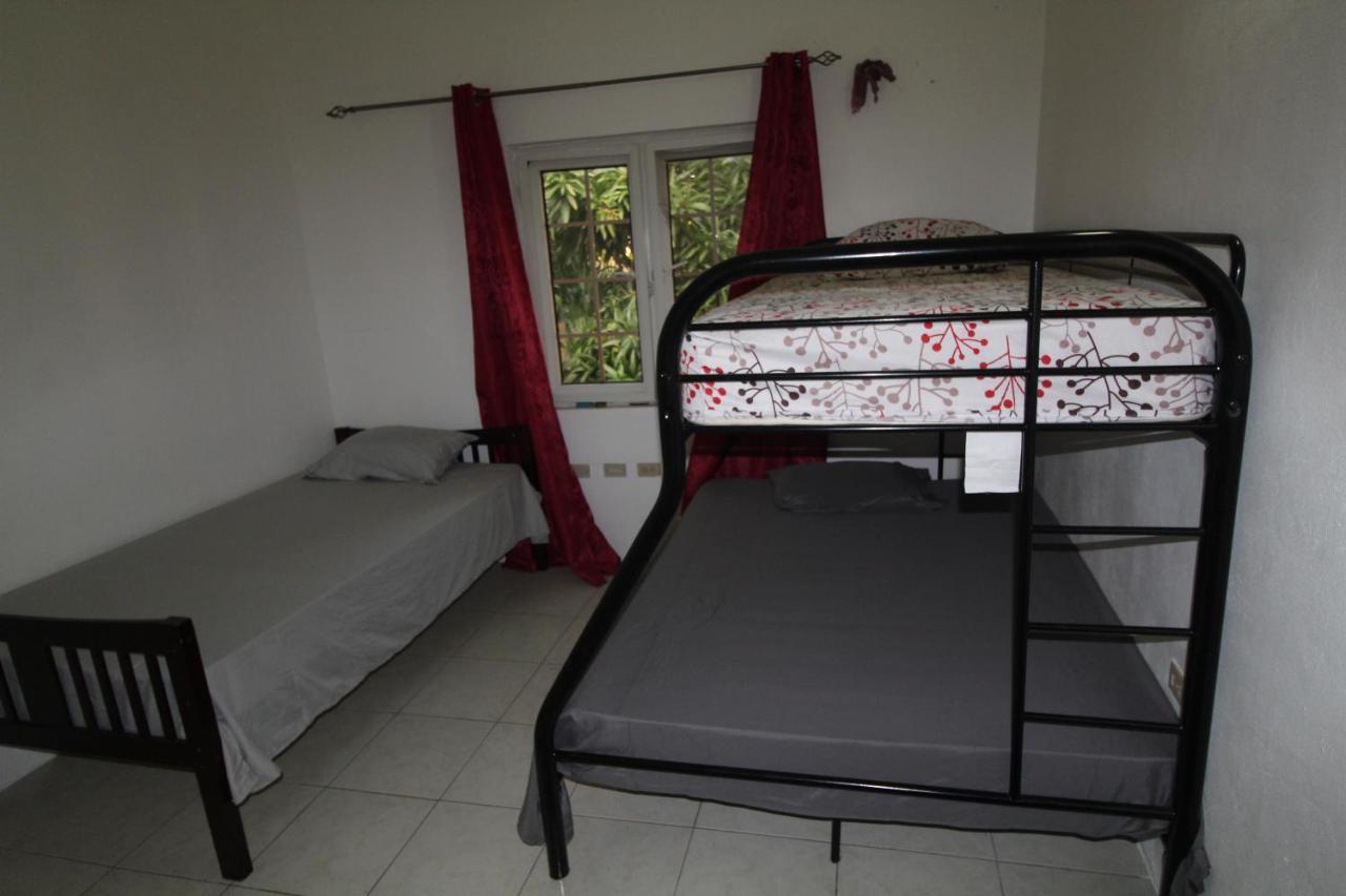 Belleh23 Kingston Creative Guesthouse מראה חיצוני תמונה
